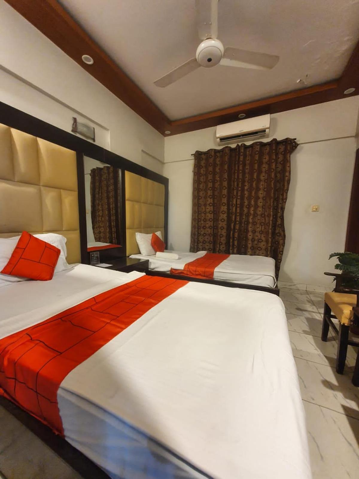 Goho Rooms Badar การาจี ภายนอก รูปภาพ